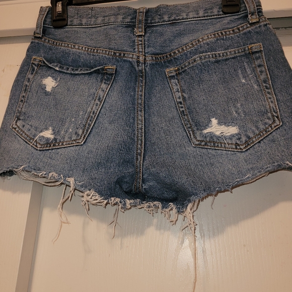 We the people jean shorts - Picture 2 of 3